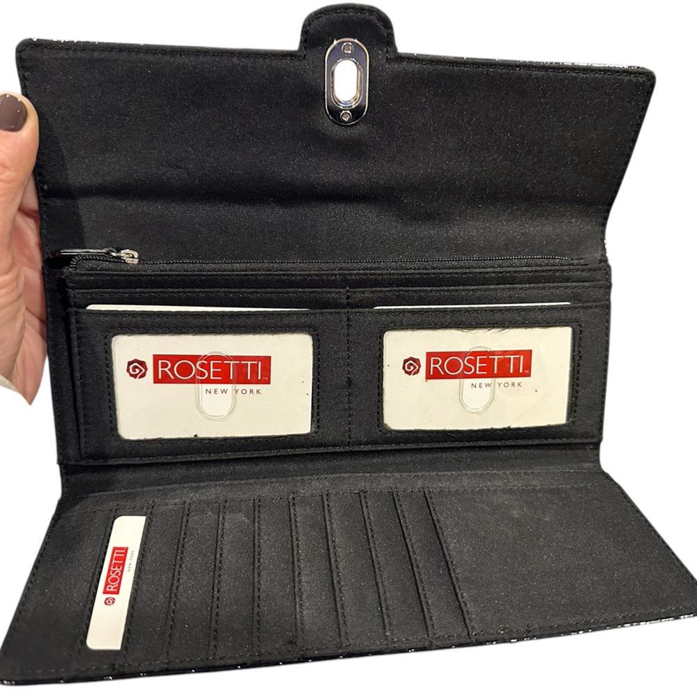 Chic Black Croc-Embossed Wallet / Clutch - Picture 3 of 3